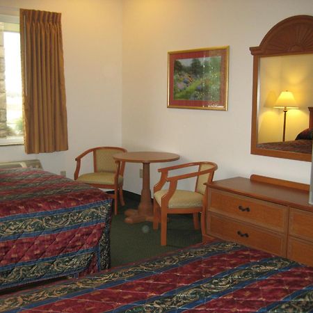 Horizon Inn & Suites West Point Bagian luar foto