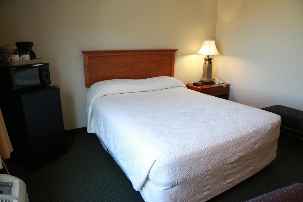 Horizon Inn & Suites West Point Bagian luar foto