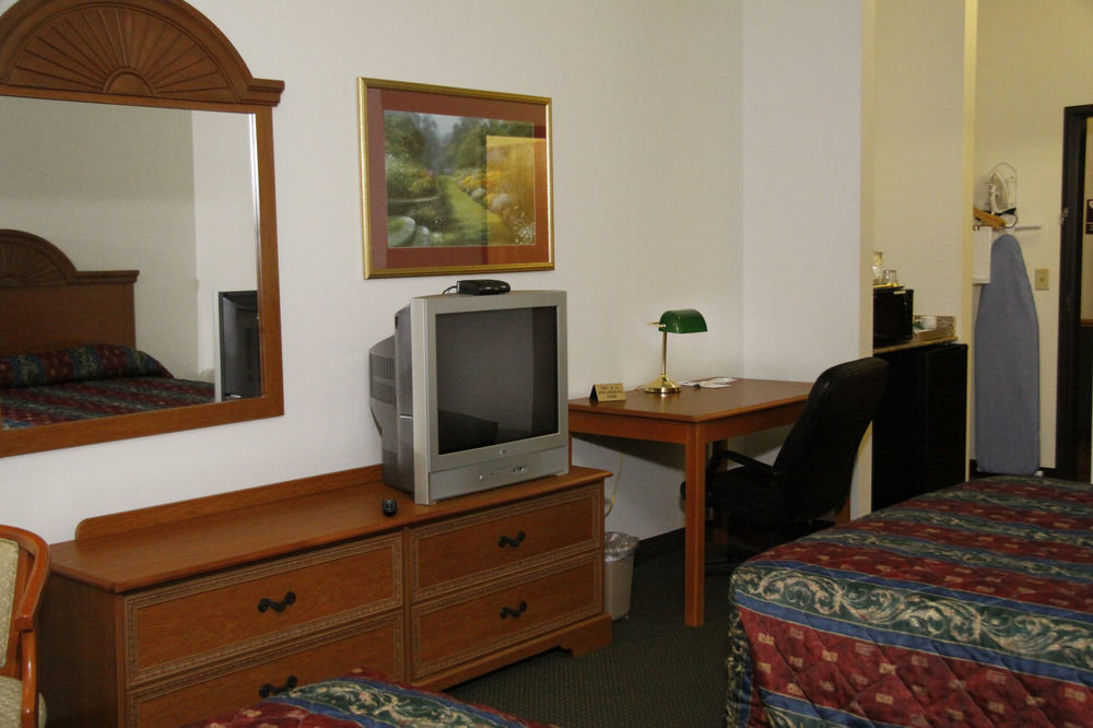 Horizon Inn & Suites West Point Bagian luar foto