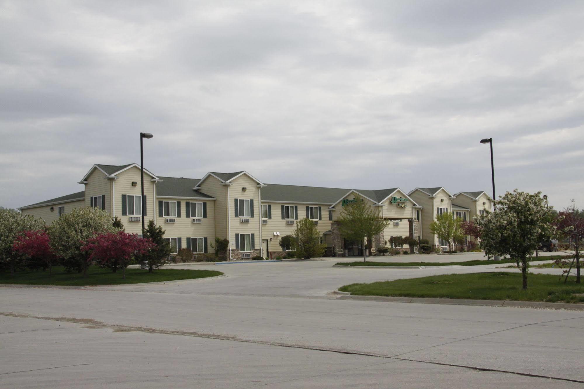 Horizon Inn & Suites West Point Bagian luar foto